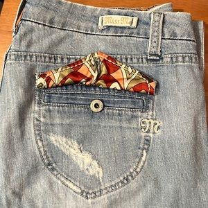 Wide leg lightweight light colored. Miss me jeans size 31.